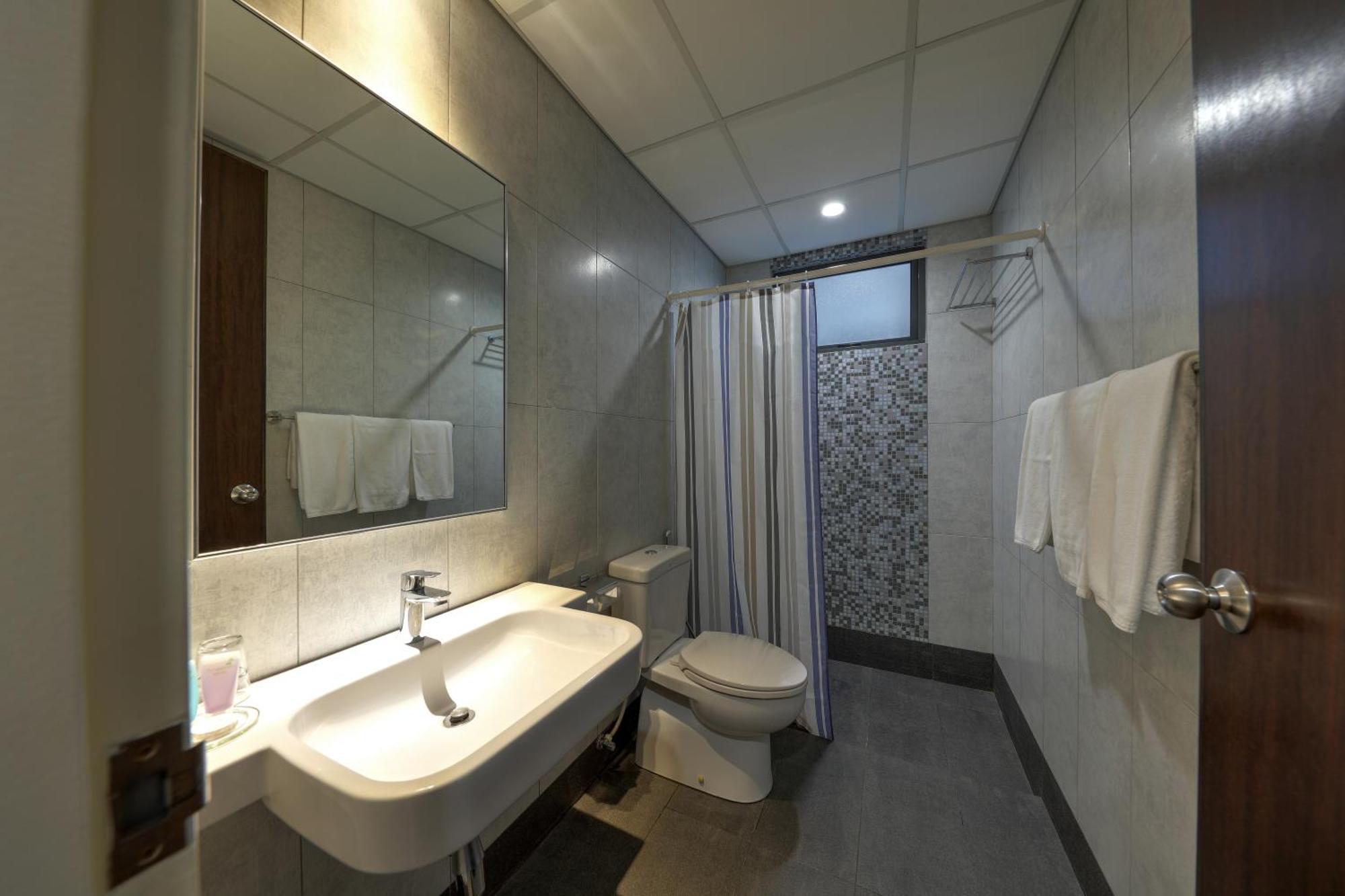 Acappella Suite Hotel, Шах-Алам Номер фото